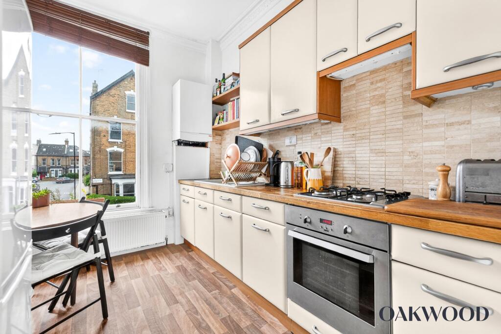 Apartment in London, Brownswood Park, Stoke Newington - View 3
