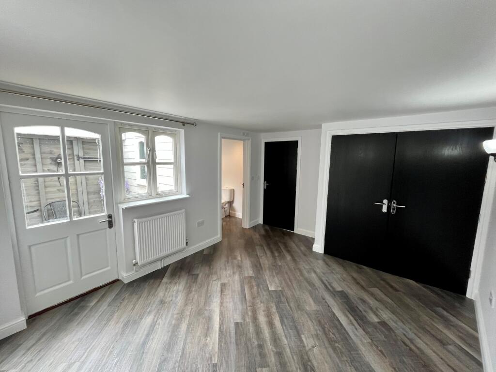 Apartment in Ipswich - View 5