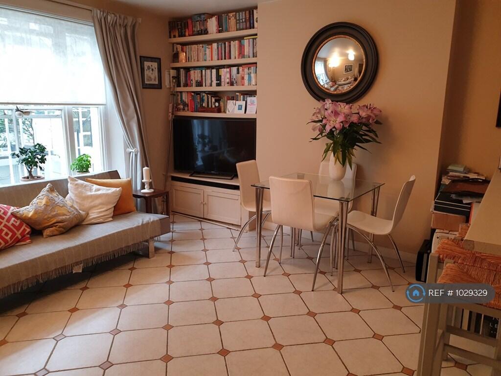 Main image of property: Eardley Crescent, London, SW5