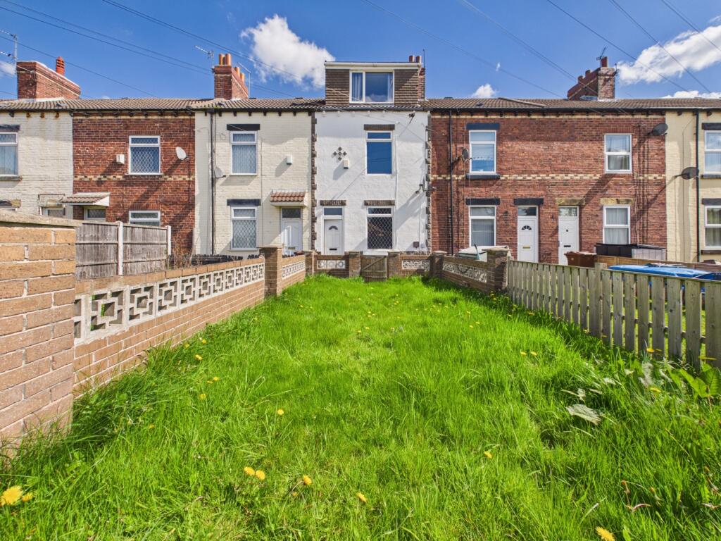 Main image of property: Longsight Terrace Kinsley, Kinsley, Pontefract, West Yorkshire, WF9
