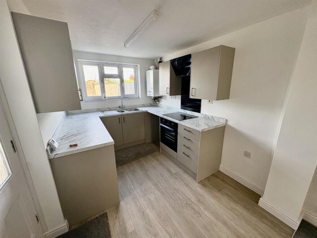 House in Swindon - View 3