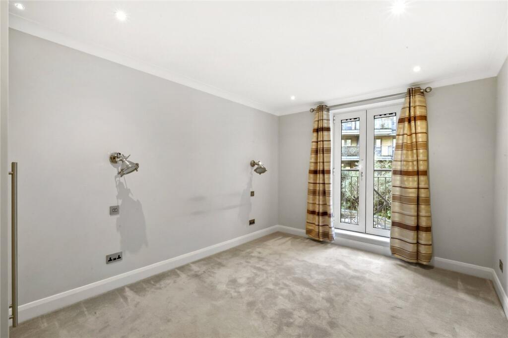 Apartment in London - View 5