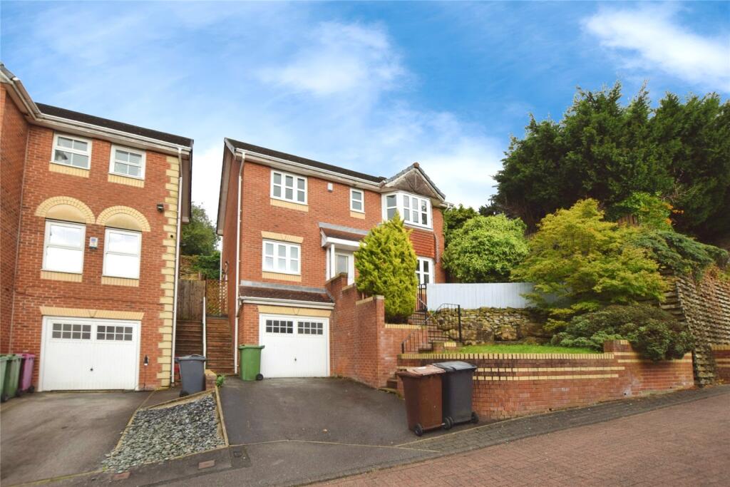 Main image of property: Crow Nest Drive, Beeston, Leeds, West Yorkshire, LS11