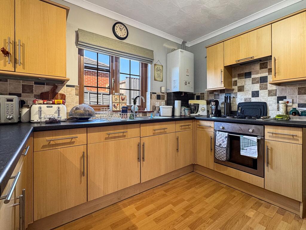 House in Cowes, Isle of Wight - View 2