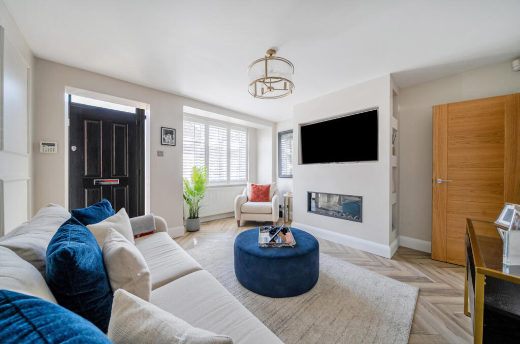 House in Bromley - View 4