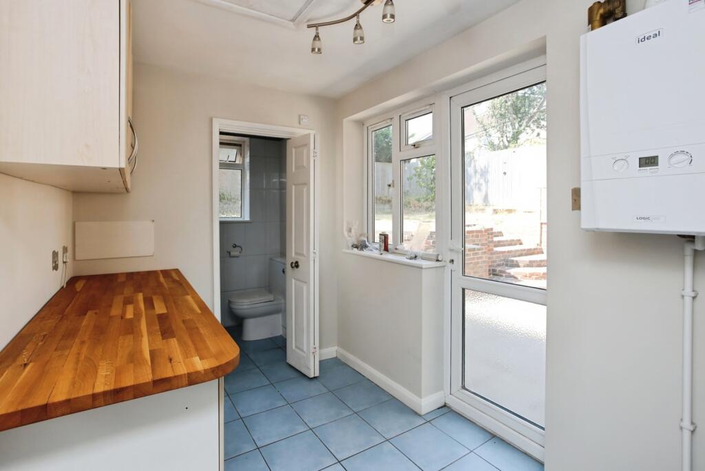 House in Tonbridge - View 5