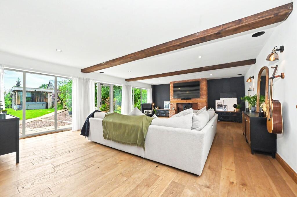 House in Stafford, Eccleshall - View 5