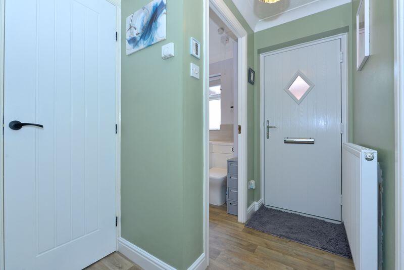 7 Grenville Court, Shifnal. TF11 8UD photo 3