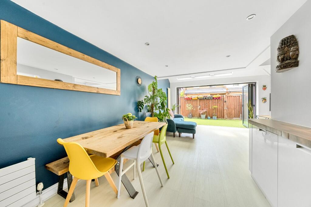 House in Elmbridge, Surrey - View 4