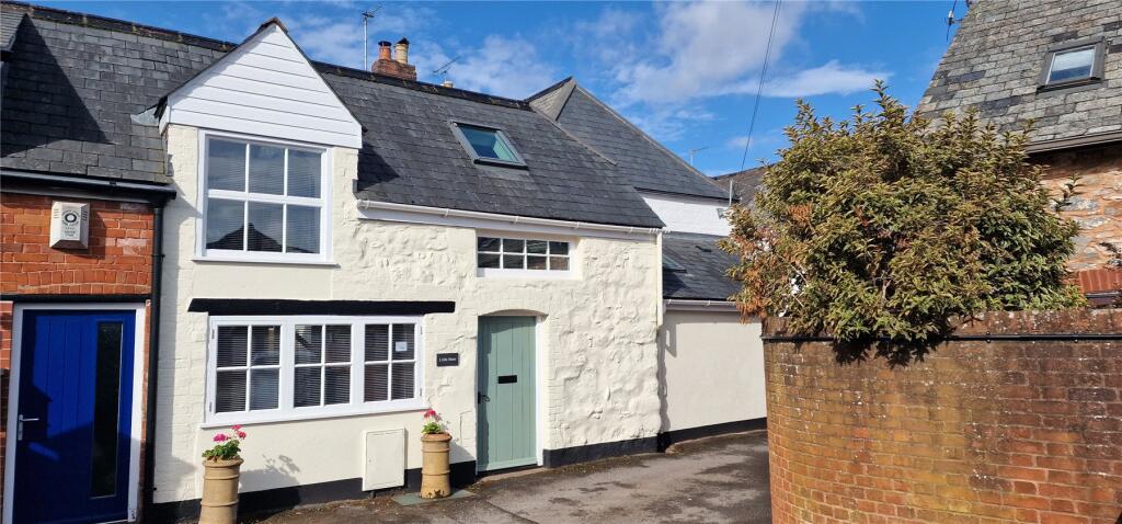 Main image of property: Topsham, Exeter