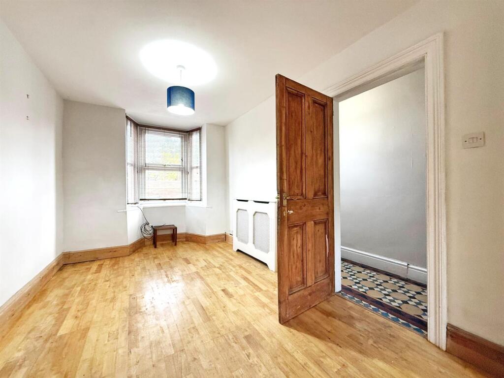 House in Shrewsbury, Cherry Orchard - View 4