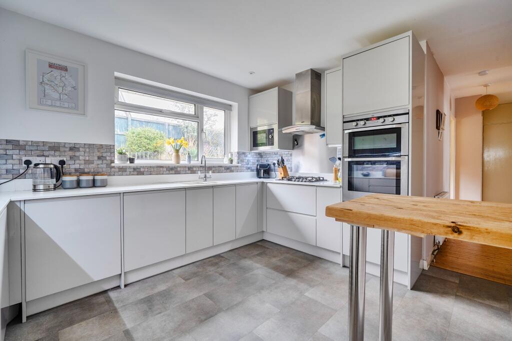 Stonepark Crescent, Ashburton photo 4