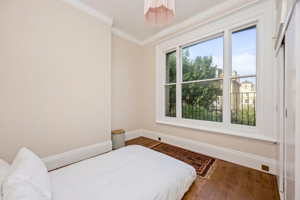 Apartment in Brighton - View 3