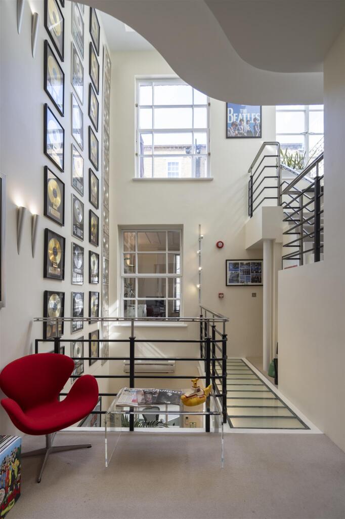 House in London, Hans Town, Chelsea - More
