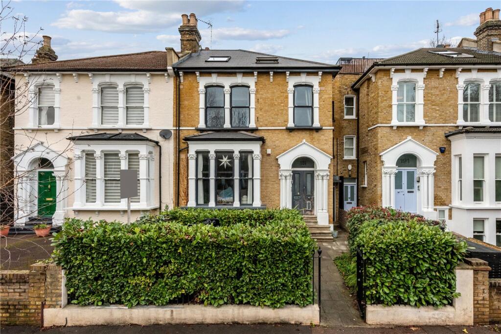 Main image of property: Evering Road, London, E5