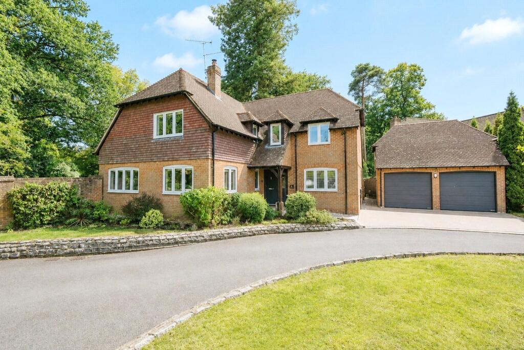 Main image of property: Seton Drive, Hook, Hampshire, RG27