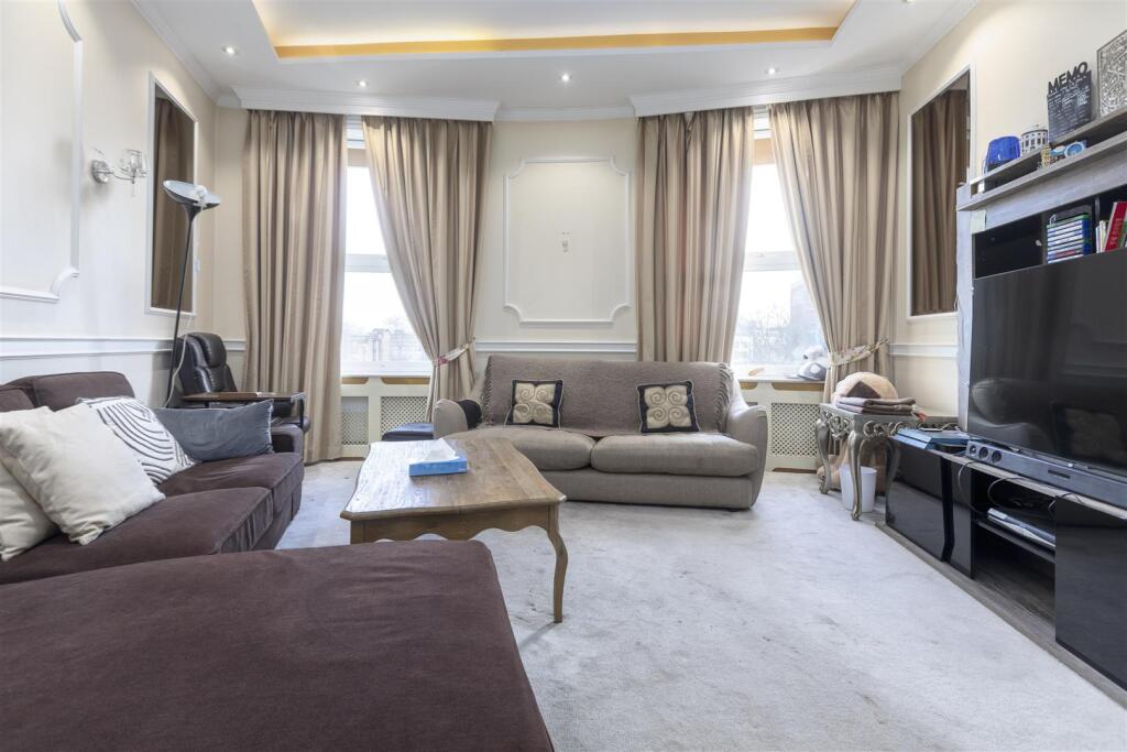 Egerton Court, SW7 – pohled 3