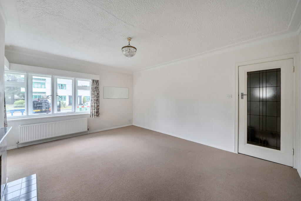Elm Park Road, Pinner, Middlesex photo 3