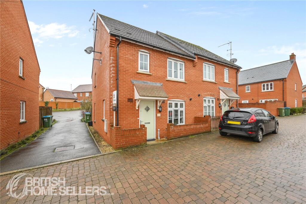 Main image of property: Skinner Road, Aylesbury, Buckinghamshire, HP19