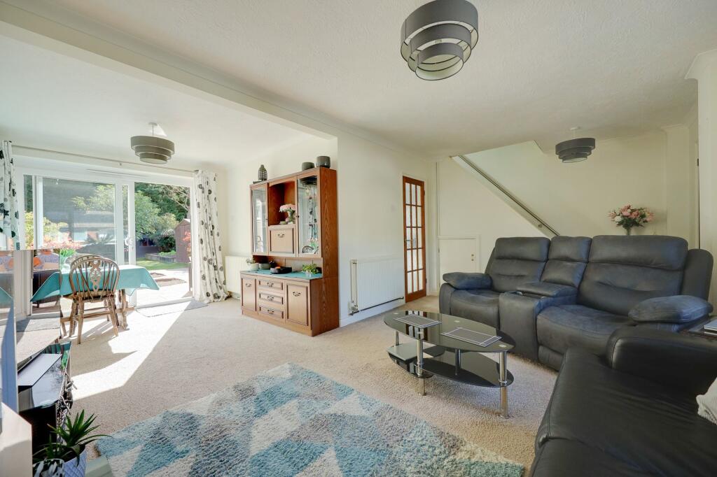 House in Redhill - View 3