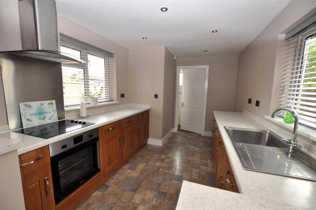 Cotswold Road, Branston, Burton-On-Trent photo 4