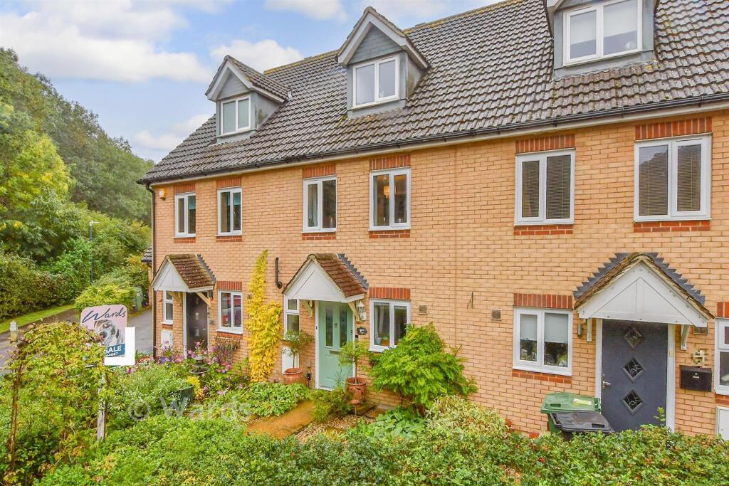 3-bed terraced on Thomas Rider Way, Boughton Monchelsea, Maidstone, Kent, £325,000