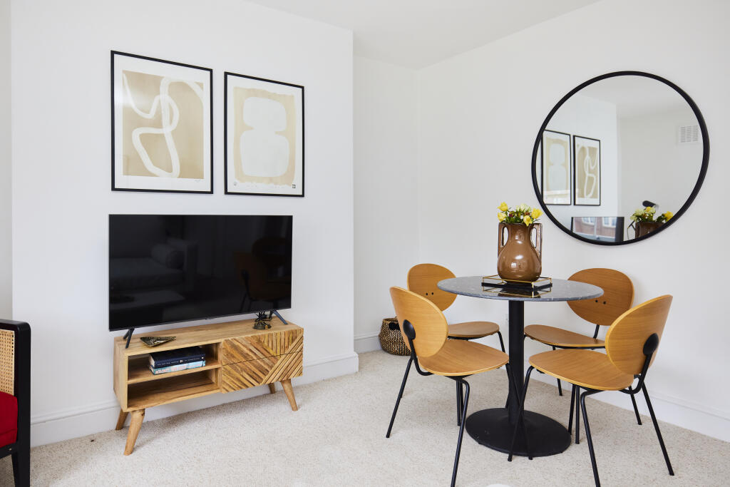 1 bedroom flat for rent