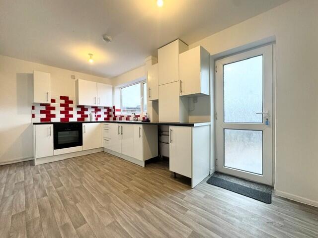 House in Grimsby, West Marsh - View 3