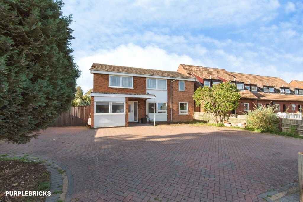 House in Stevenage - View 2