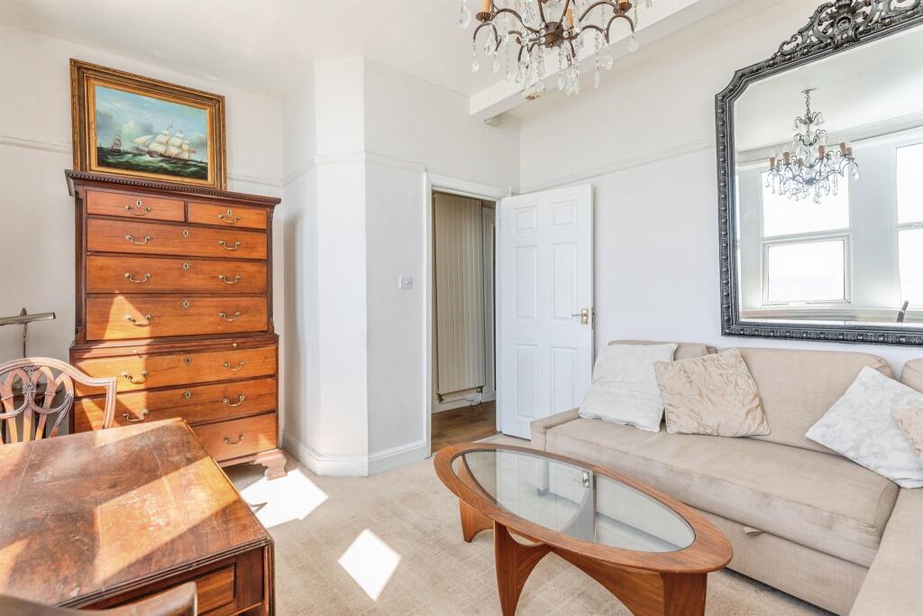Apartment in Hastings, West Marina - View 5