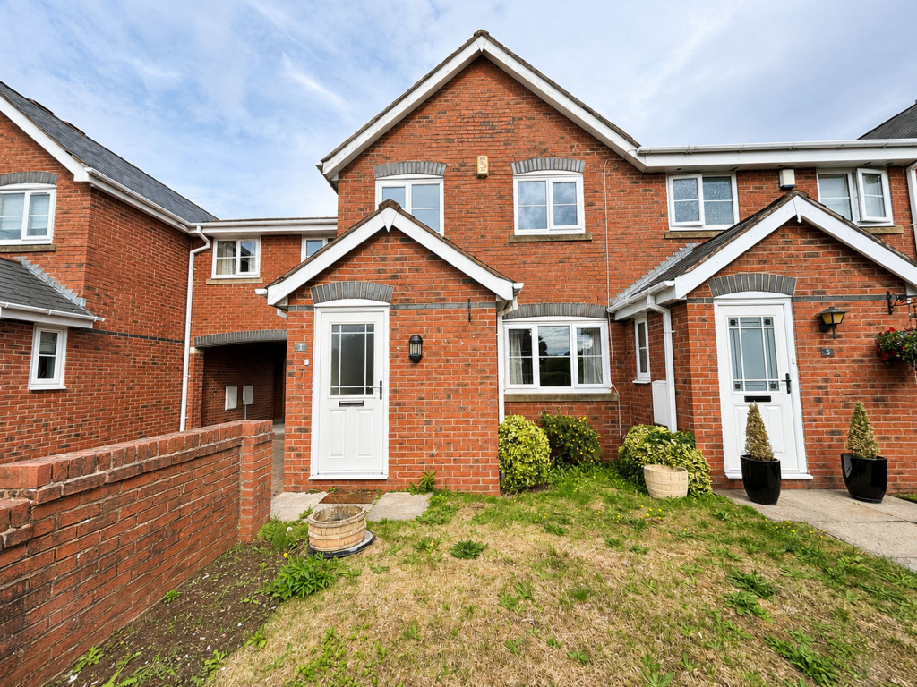 House in Sefton, Liverpool City Region - View 2