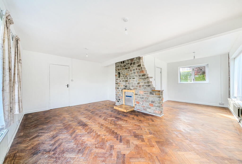 Main image of property: Church Road, Hanham, Bristol, Gloucestershire, BS15