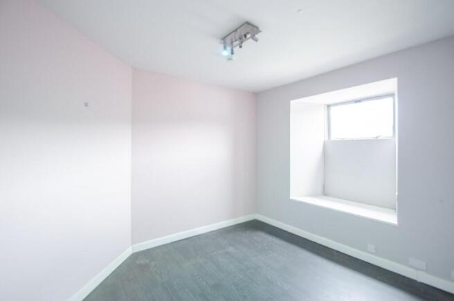 5 Mount Folly TPS Bodmin 01208 74182-09