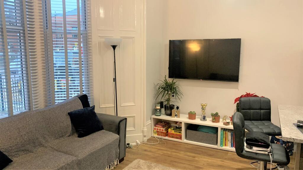 3 bedroom flat for rent