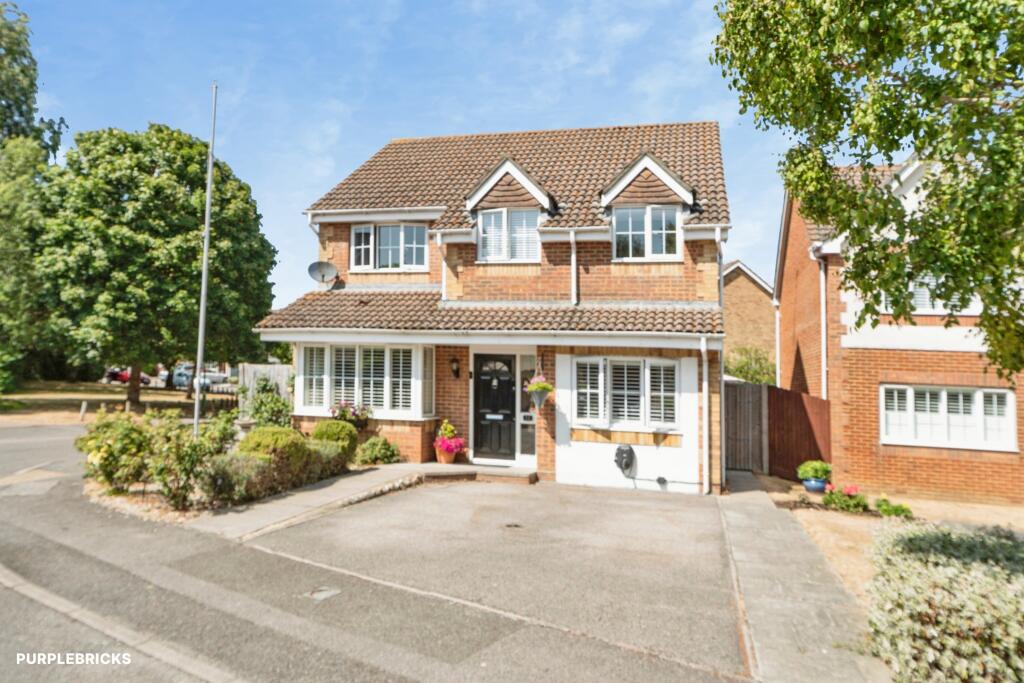 Kingfisher Drive, Littlehampton, BN17