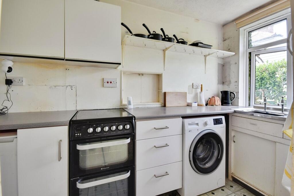 Grove Lane, Iden, Rye, East Sussex, TN31 photo 2