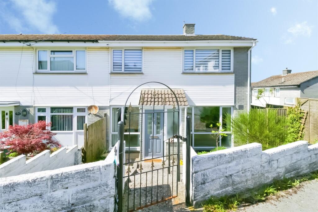 Main image of property: Earl Crescent, Barry