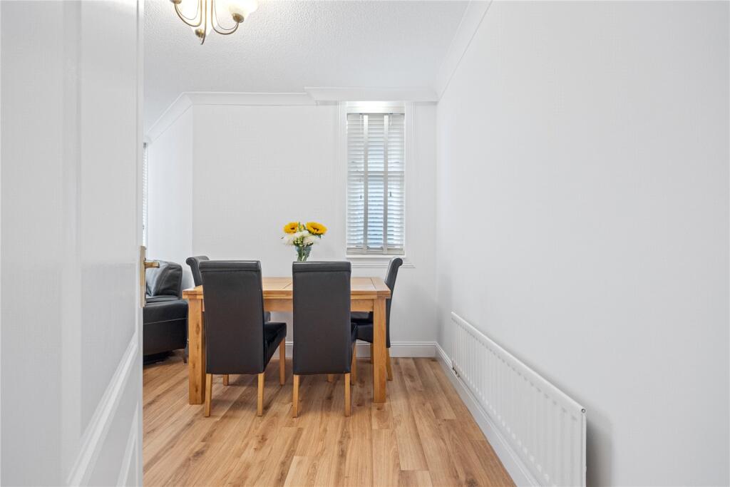 Apartment in Glasgow - More