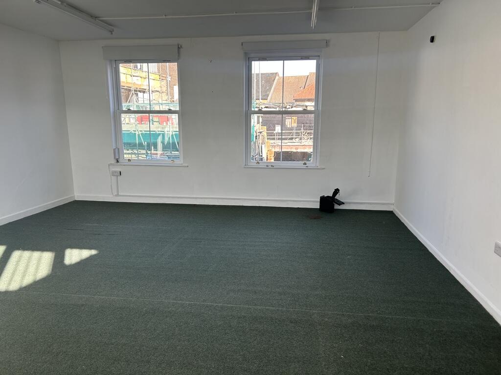 Additional image 5 of 48 Middle Street, Yeovil, Somerset, BA20