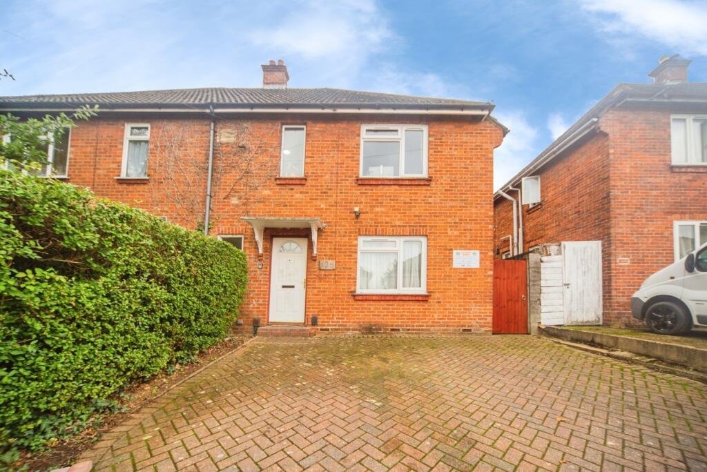 6 Bedroom Semi-Detached in SO17 3TL