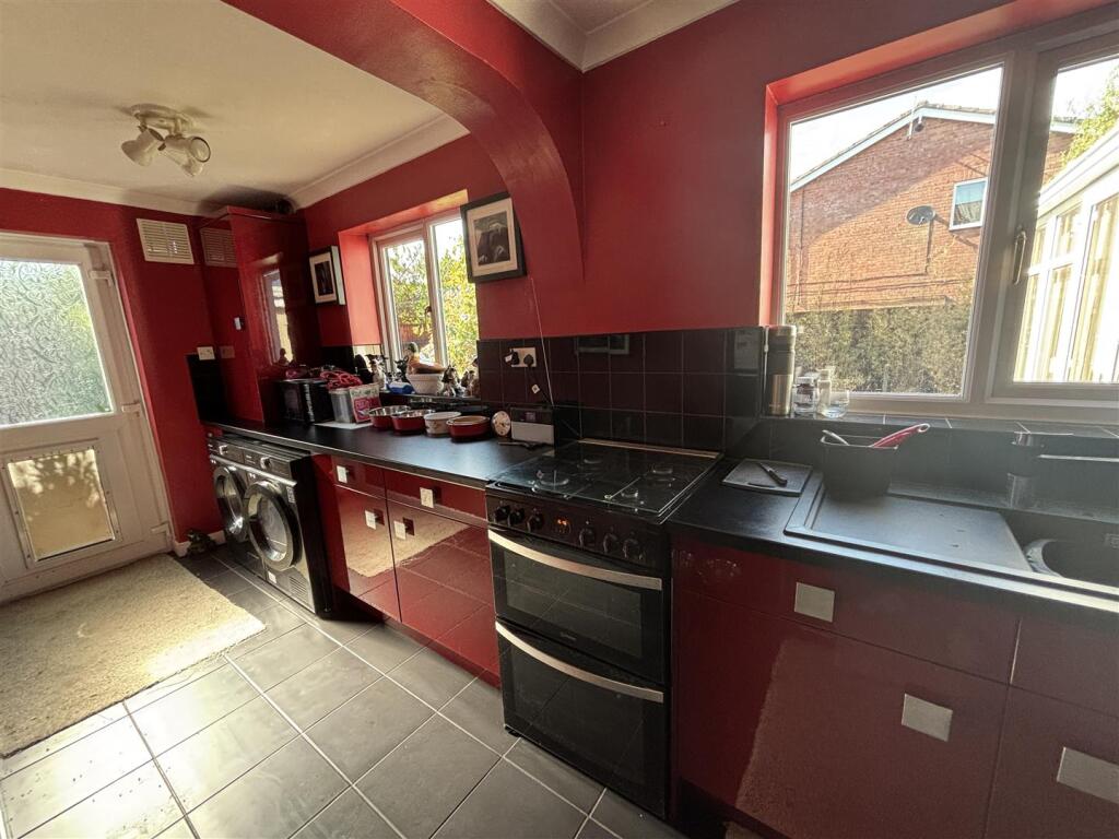 House in Leicester - View 2