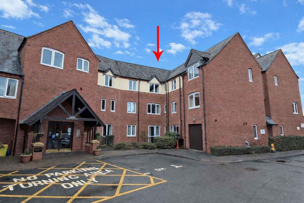 Main image of property: Coventry Road, Warwick