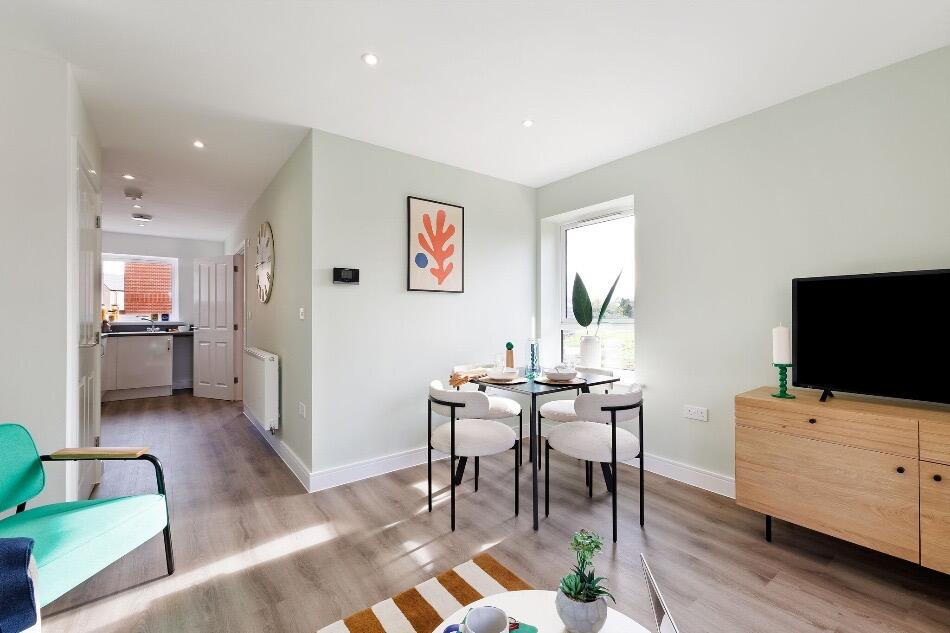House in Luton - View 4