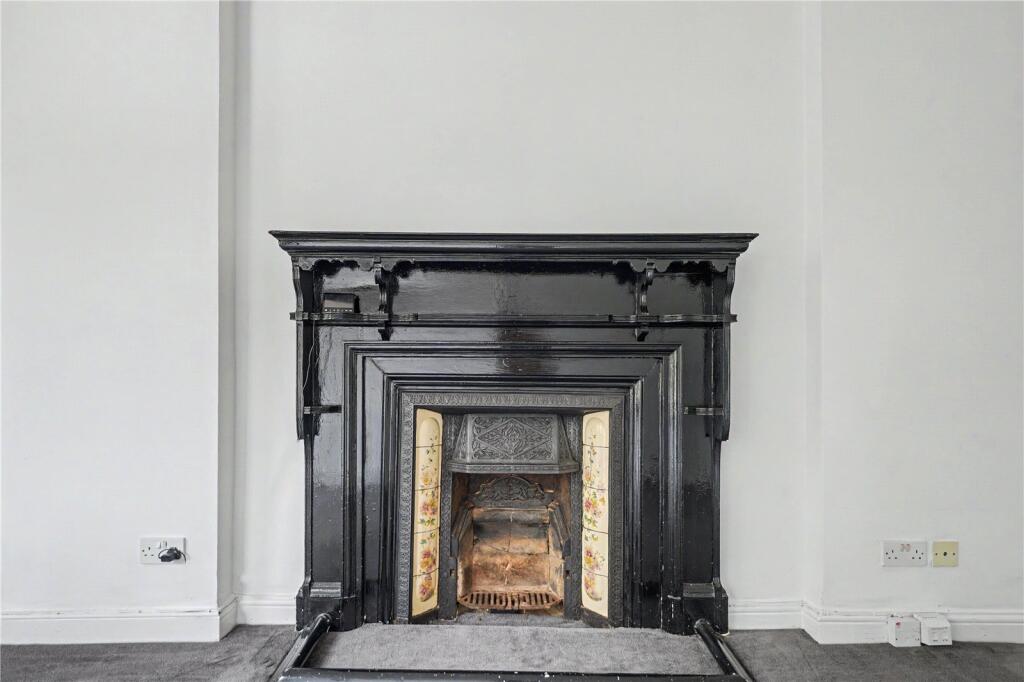 Apartment in London - View 3