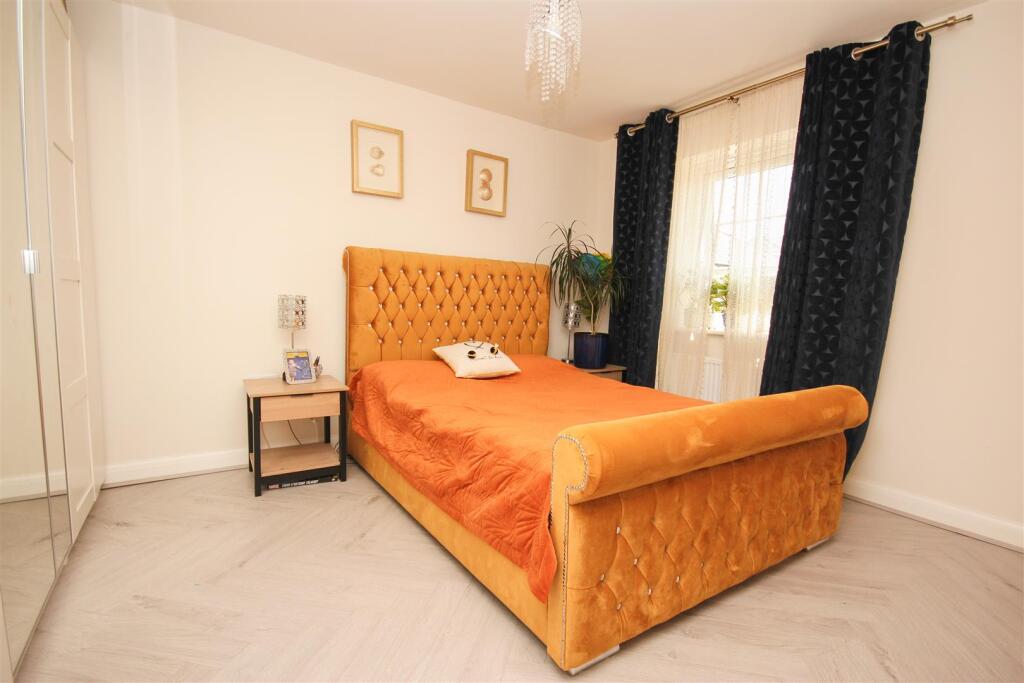 House in Wellingborough - More