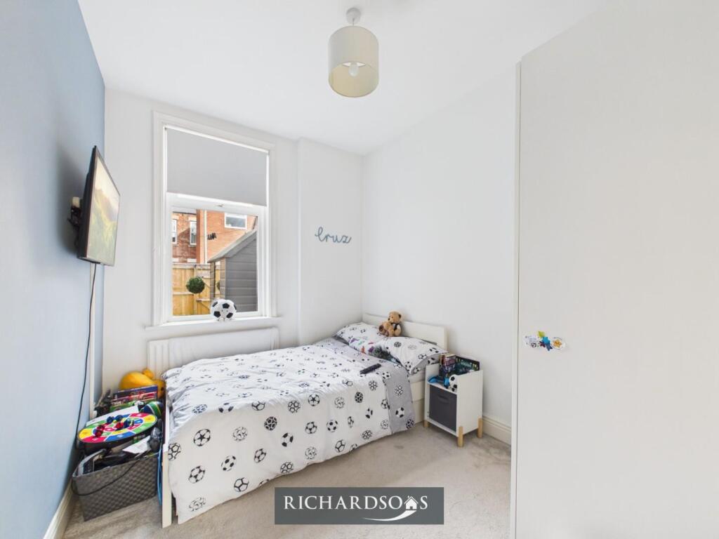 Apartment in North Tyneside, North East - More