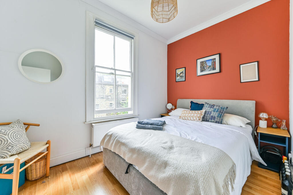 Apartment in London, Highbury - More