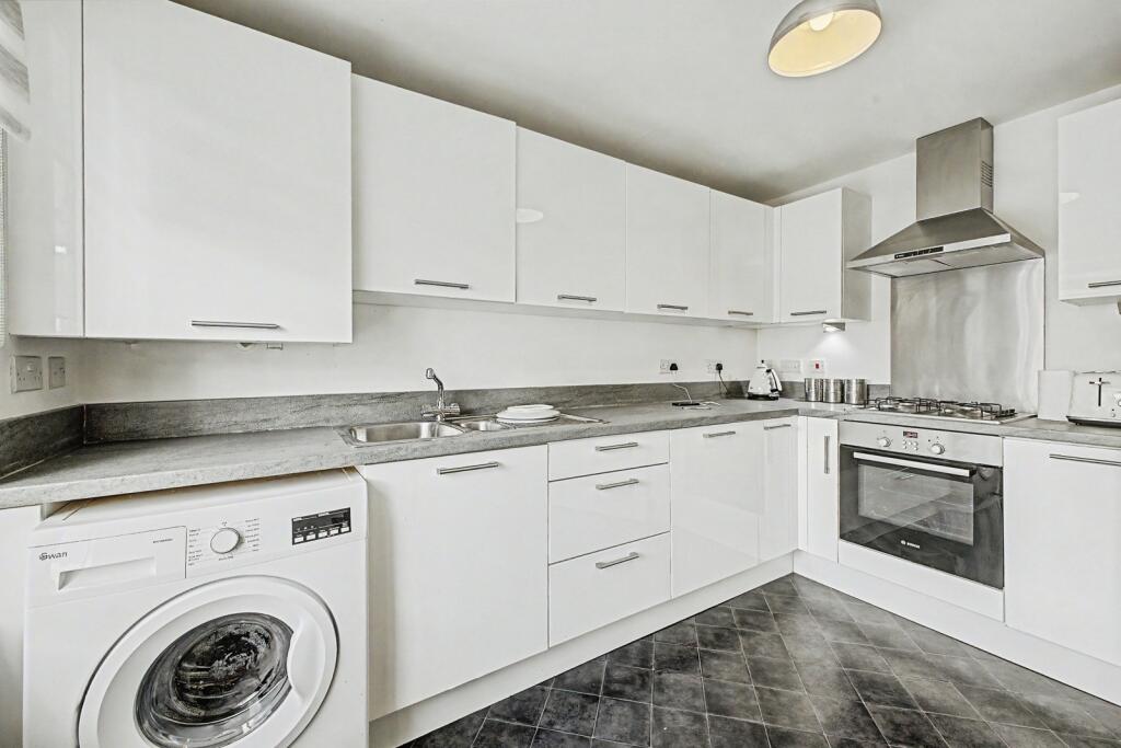 House in Northampton, Hunsbury Meadows - View 5