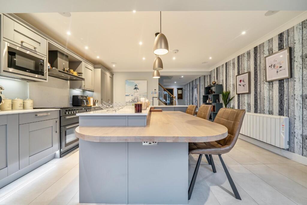 Main image of property: Bryher Island, Port Solent