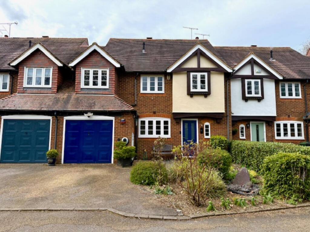 Main image of property: Riverbank, Hemel Hempstead, HP1